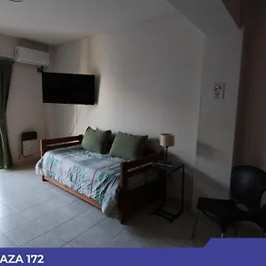 coronel-plaza-172-mendoza.hotelsmendoza.com/